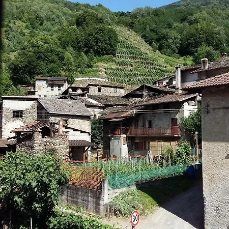 Casa Vacanze Ca' Manara Stazzona